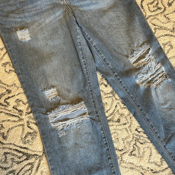 Universal Thread Jeans High Rise Straight Crop - Picture 3 of 6